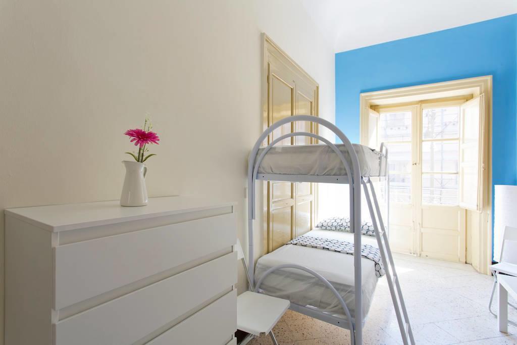 Sunshine Hostel Palermo Eksteriør billede