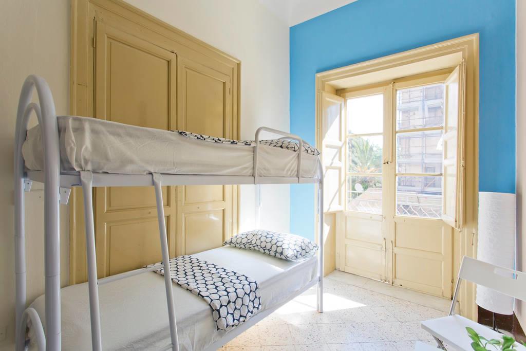 Sunshine Hostel Palermo Eksteriør billede